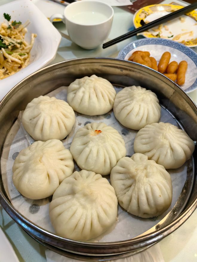 还是冷水蒸看看正确的方法！爱游戏体育蒸包子是开水蒸(图7)