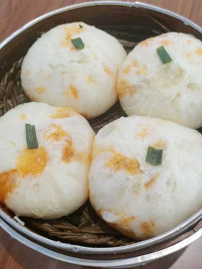 还是冷水蒸看看正确的方法！爱游戏体育蒸包子是开水蒸(图4)