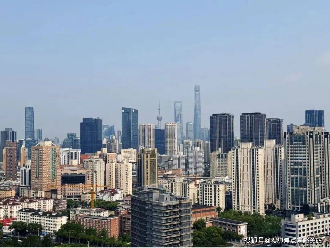 心 - 环境户型价格地址楼盘详情配套电话交房时间配套电话交房时间爱游戏app入口静安玺樾 (售楼处) 首页 - 静安玺樾销售中(图17)