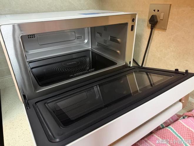 怎么选？这三款微波炉让冷饭热菜快又香爱游戏ayx网站预算一两千冬季微波炉(图3)