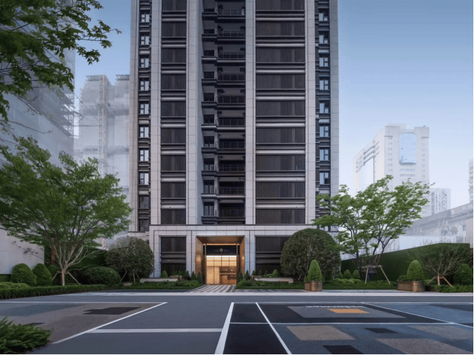 电线年楼盘百科→首页网站→楼盘测评→中心电线小时热线电话爱游戏入口好房快报静安玺樾售楼处电话→静安玺樾售楼中心(图2)